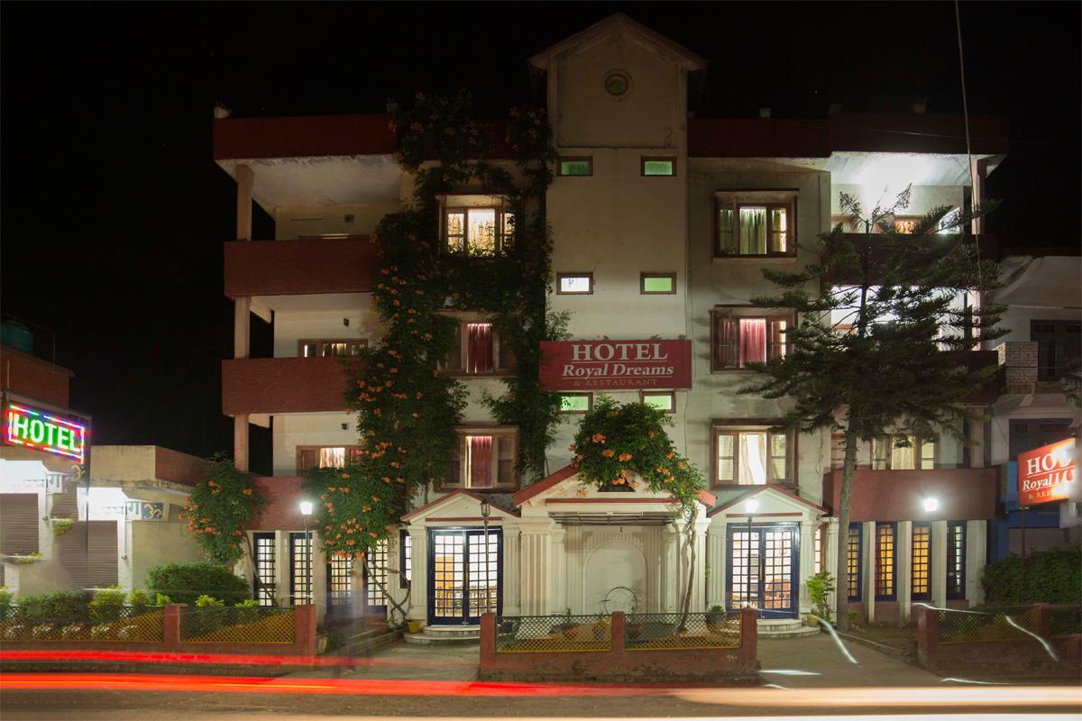 Hotel Royal Dreams Чамба Экстерьер фото